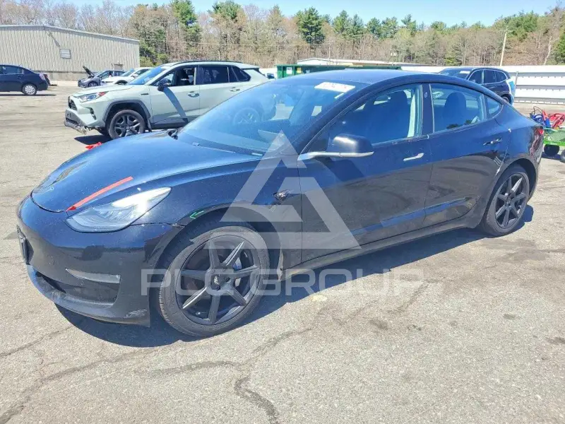 2018 Tesla Model 3 photo