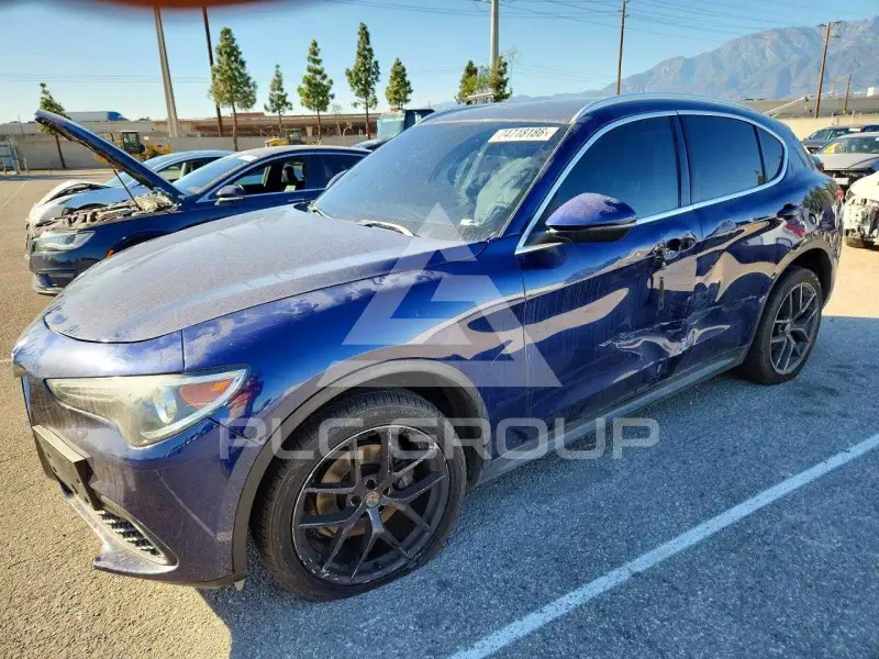 2018 Alfa Romeo Stelvio фото
