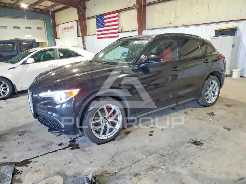 2018 Alfa Romeo Stelvio фото