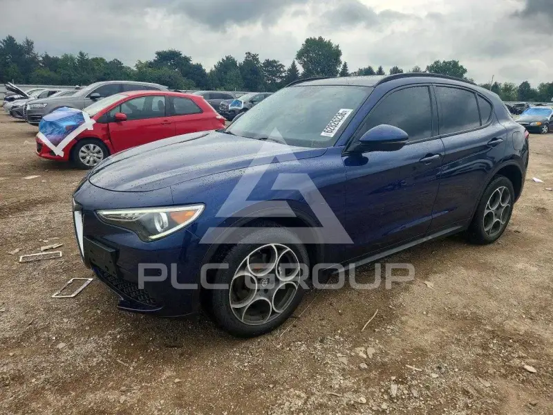 2018 Alfa Romeo Stelvio фото