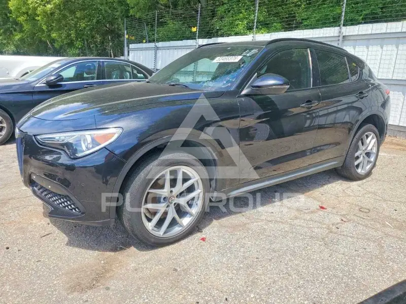 2018 Alfa Romeo Stelvio фото