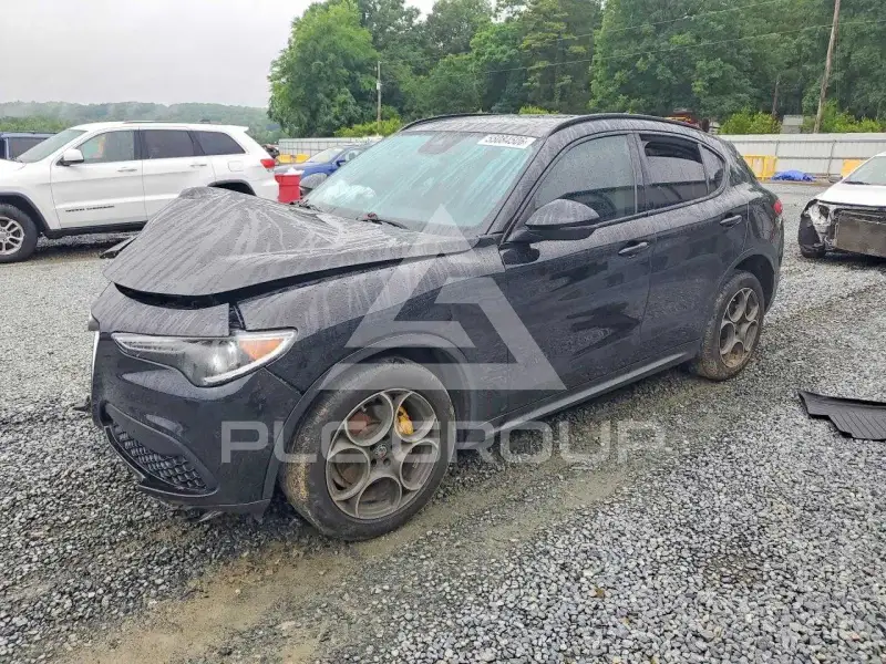2018 Alfa Romeo Stelvio фото