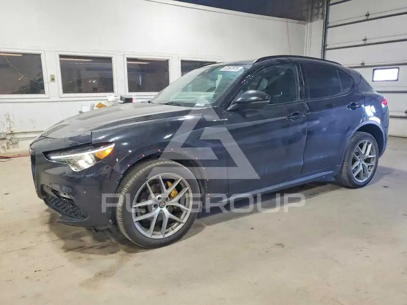 2018 Alfa Romeo Stelvio VIN: ZASFAKNN7J7B89642 из США - PLC Group