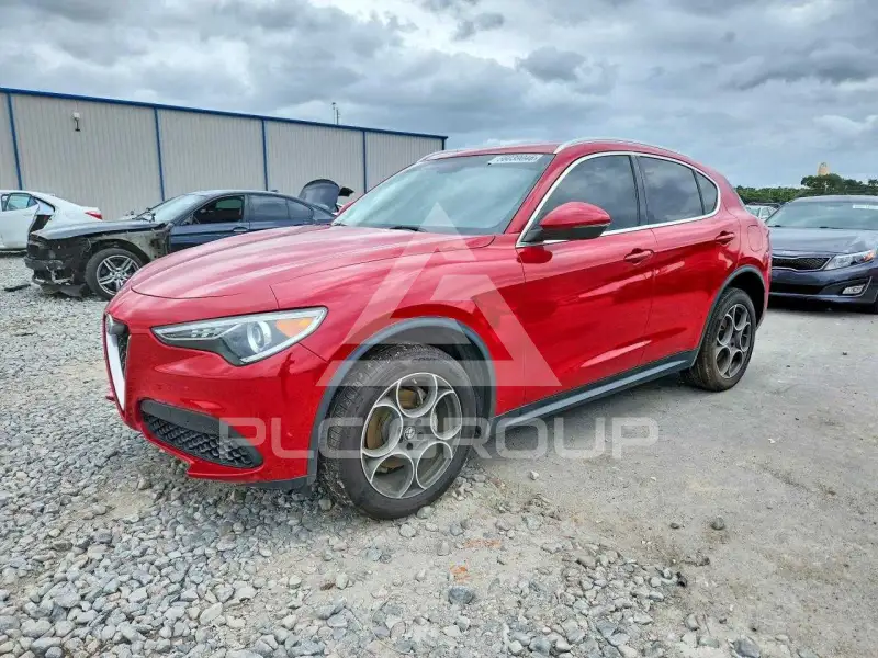 2018 Alfa Romeo Stelvio фото
