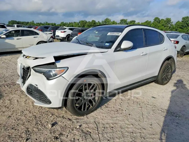 2018 Alfa Romeo Stelvio фото