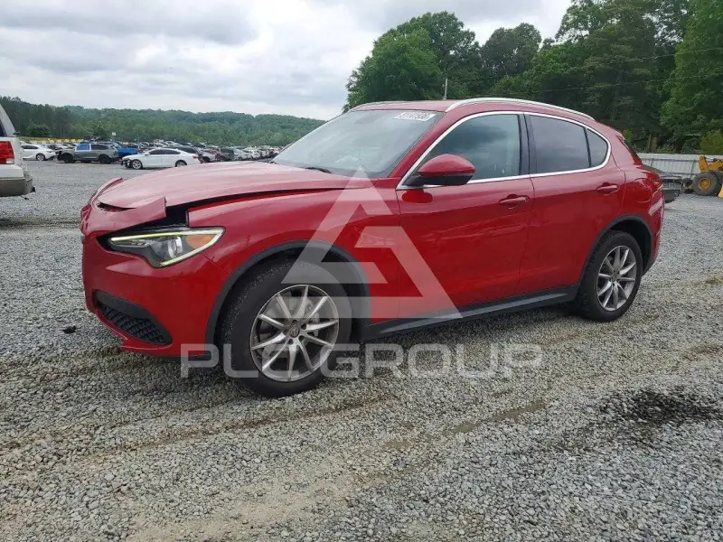2018 Alfa Romeo Stelvio photo