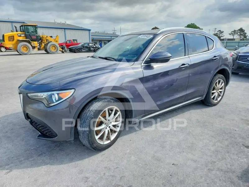 2018 Alfa Romeo Stelvio фото