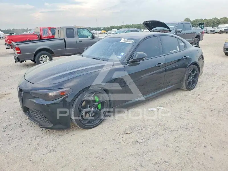 2018 Alfa Romeo Giulia фото