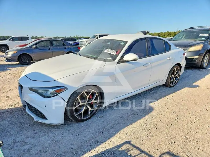 2018 Alfa Romeo Giulia фото