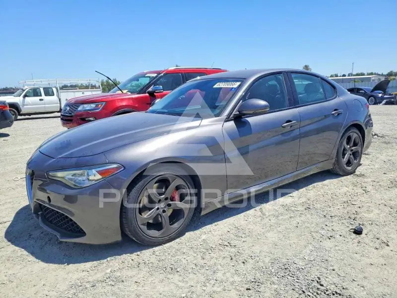 2018 Alfa Romeo Giulia фото