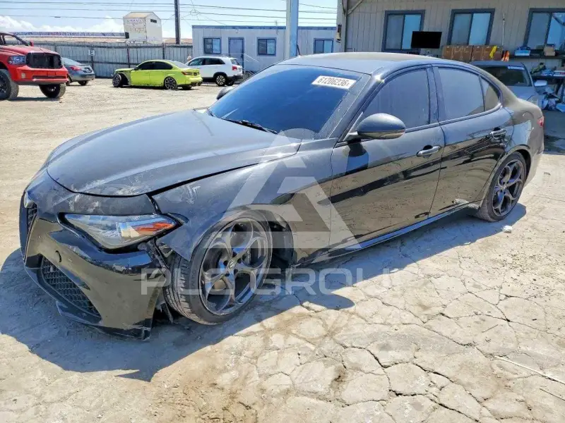 2018 Alfa Romeo Giulia photo