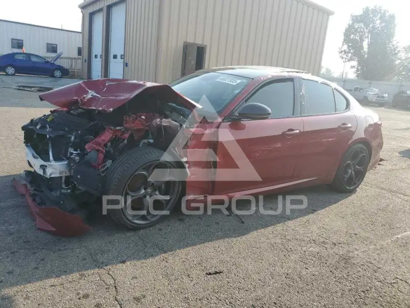 2018 Alfa Romeo Giulia photo