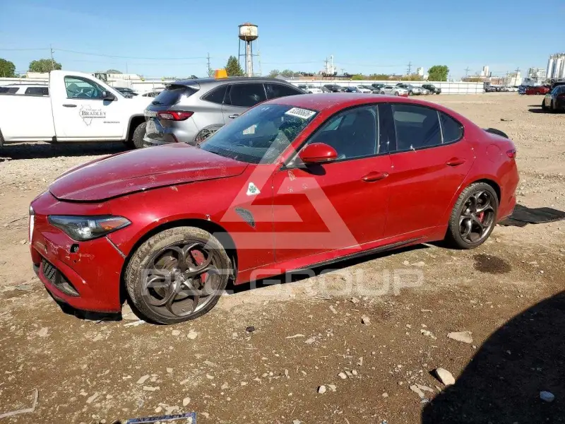 2018 Alfa Romeo Giulia фото