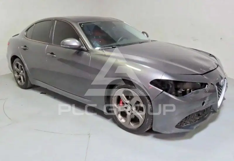 2018 Alfa Romeo Giulia photo