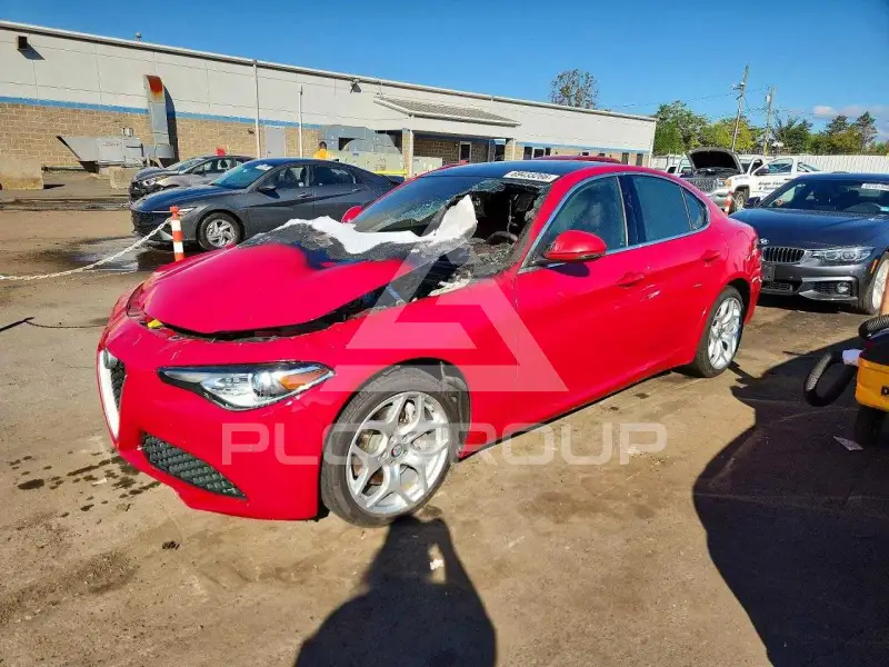 2018 Alfa Romeo Giulia photo