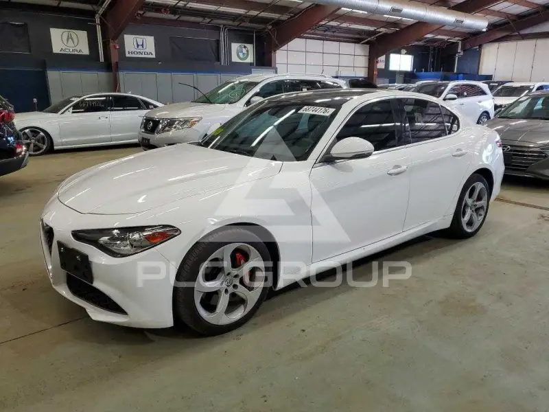 2018 Alfa Romeo Giulia фото