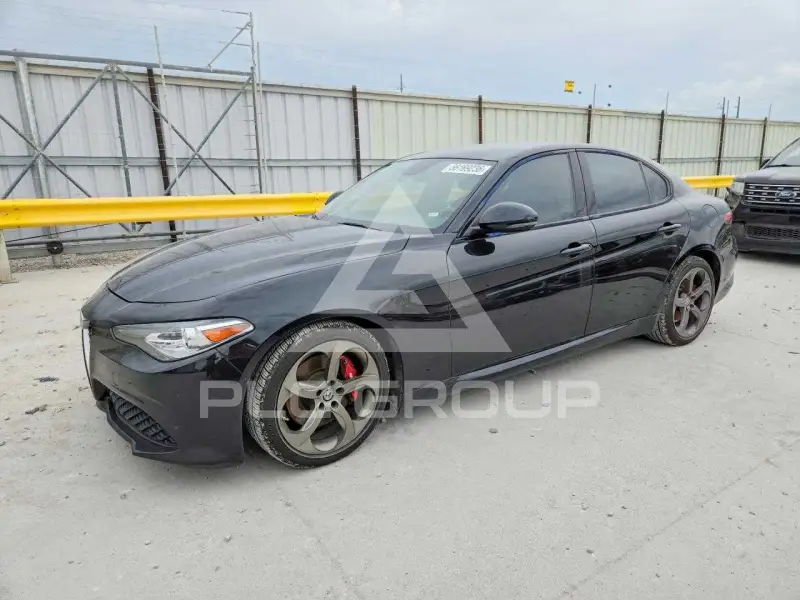 2018 Alfa Romeo Giulia фото