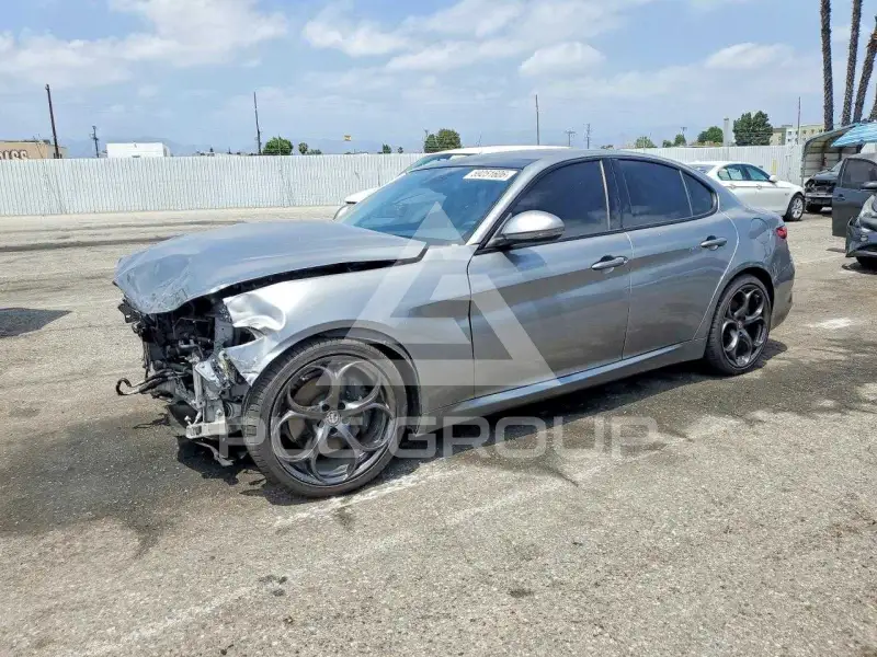 2018 Alfa Romeo Giulia фото