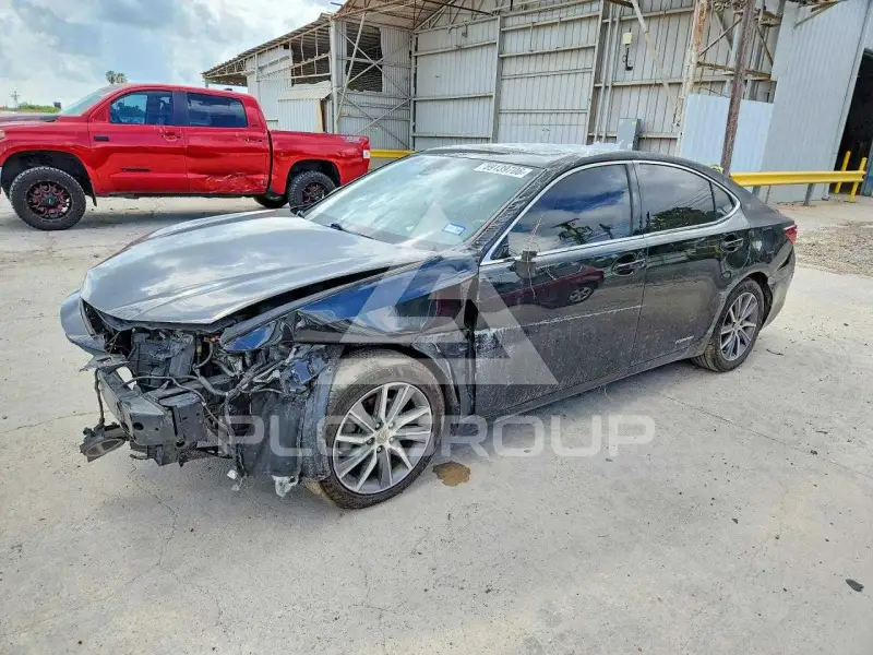 2018 Lexus ES300 photo