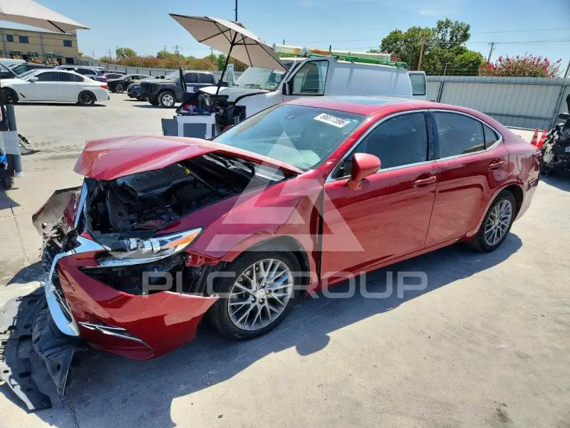 2018 Lexus ES350 photo