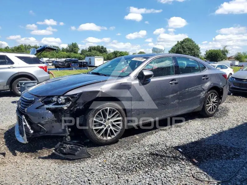 2018 Lexus ES350 фото
