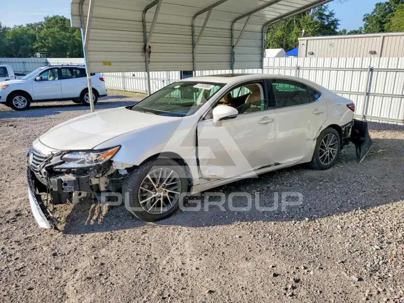 2018 Lexus ES350 photo