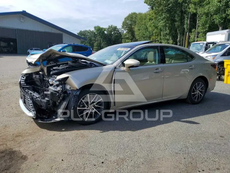 2018 Lexus ES350 фото