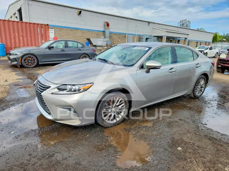 2018 Lexus ES350 фото