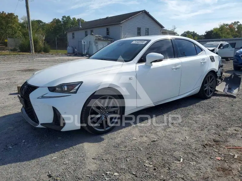 2018 Lexus IS фото