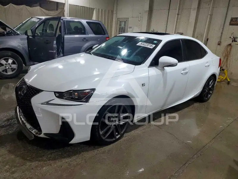 2018 Lexus IS фото