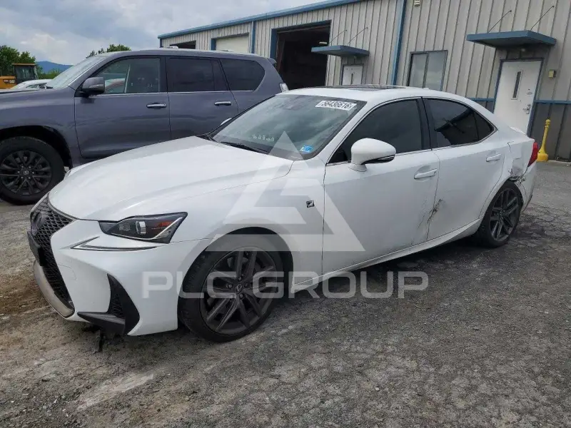 2018 Lexus IS фото