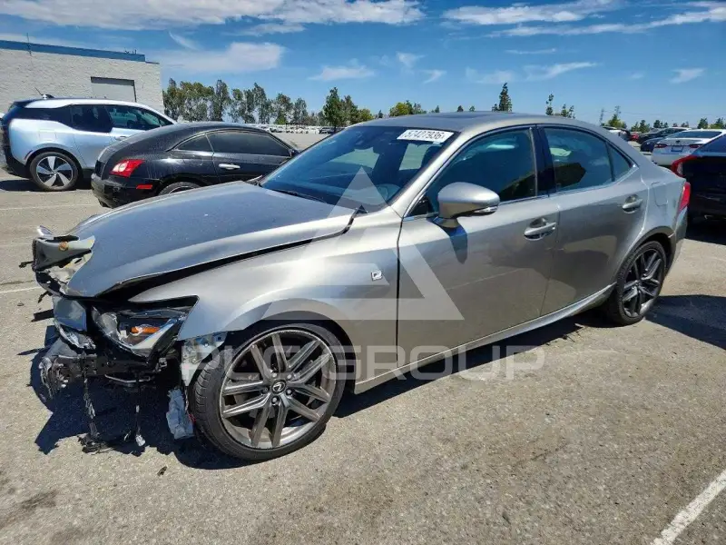 2018 Lexus IS фото