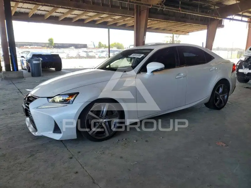 2018 Lexus IS фото