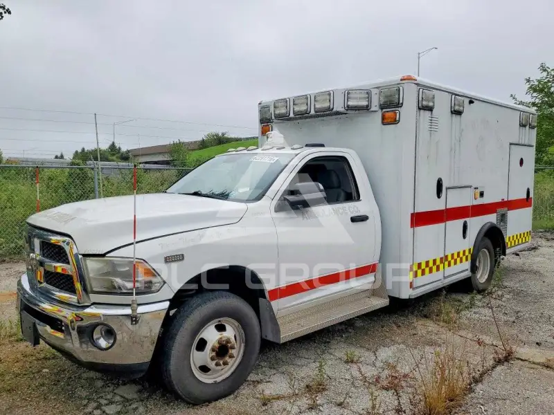 2018 RAM 3500 photo