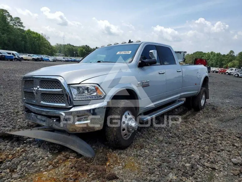 2018 RAM 3500 photo