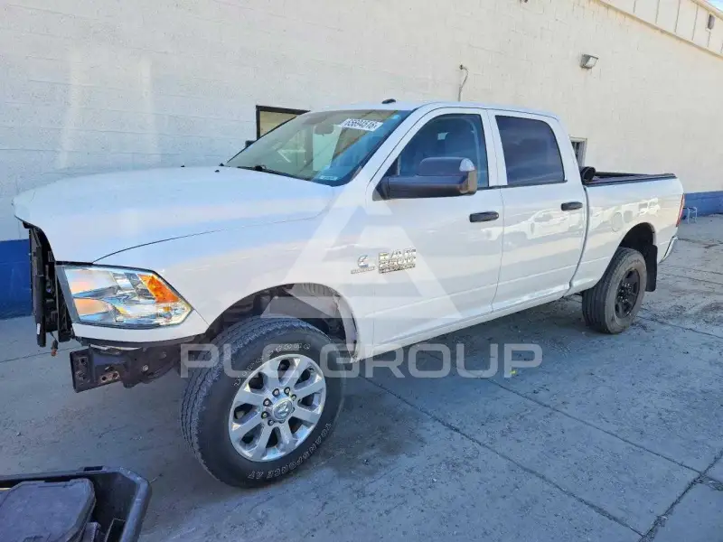 2018 RAM 2500 photo