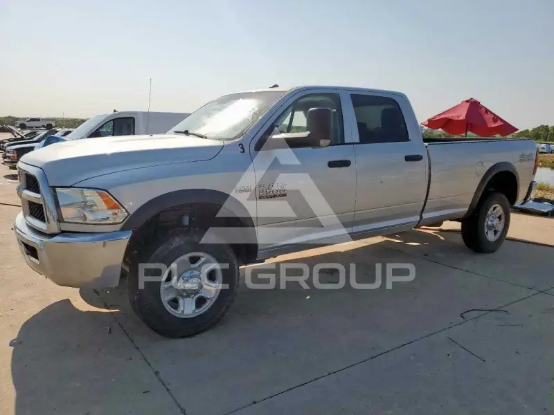 2018 RAM 2500 photo