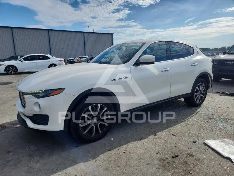 2018 Maserati  фото