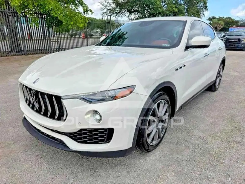 2018 Maserati  фото