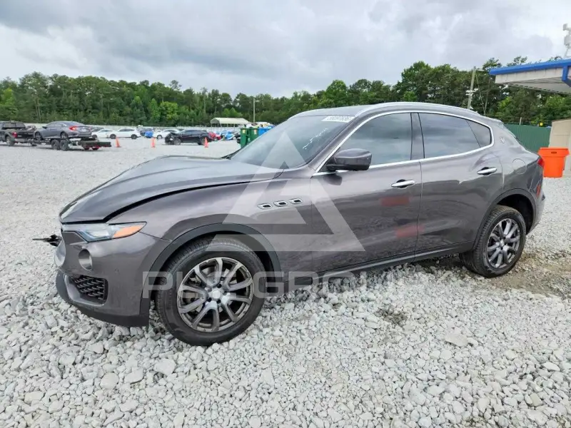 2018 Maserati  фото