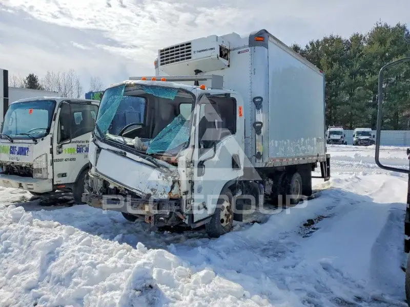 2018 Isuzu NPR photo