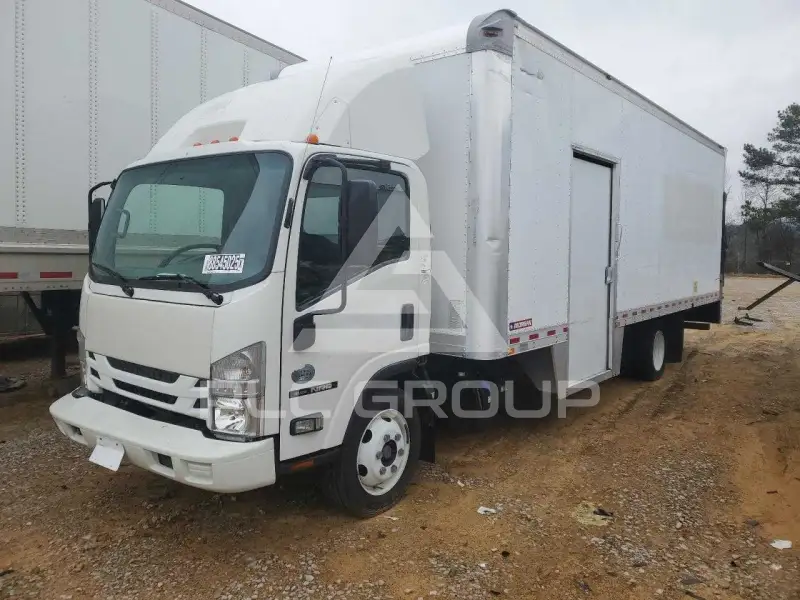 2018 Isuzu NPR фото