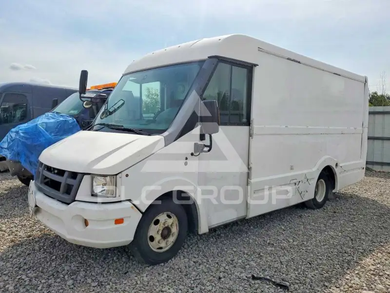 2018 Isuzu NPR фото