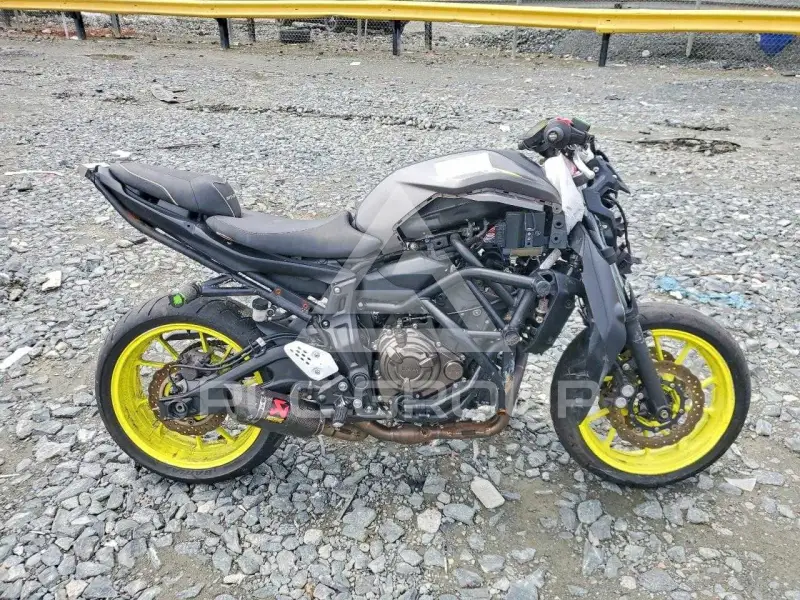 2018 Yamaha  фото