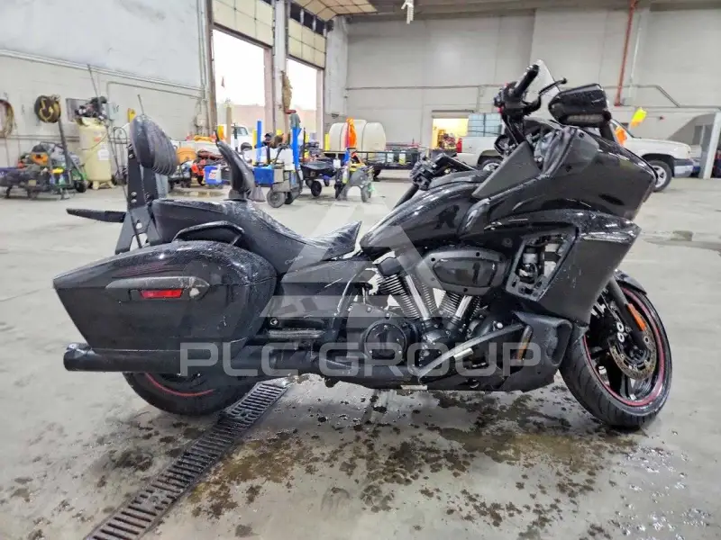 2018 Yamaha XV1900 фото