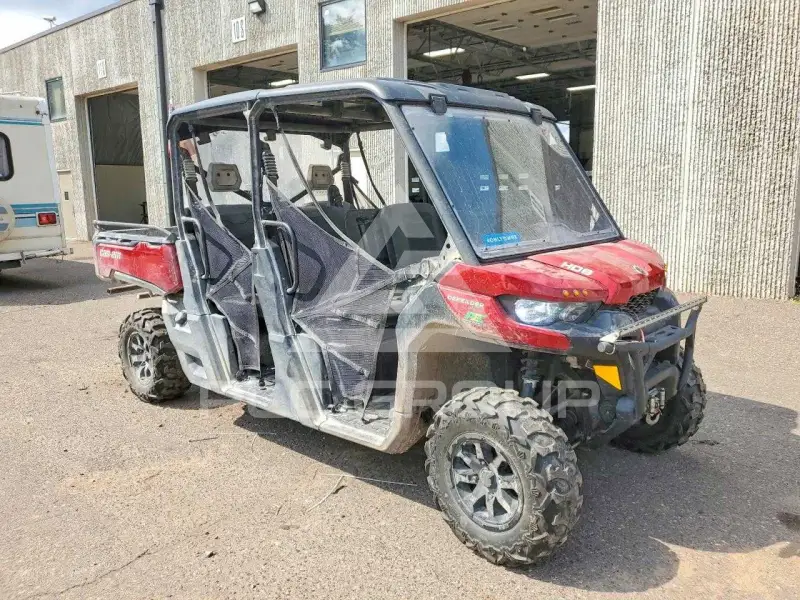 2018 Can-AM Atv photo