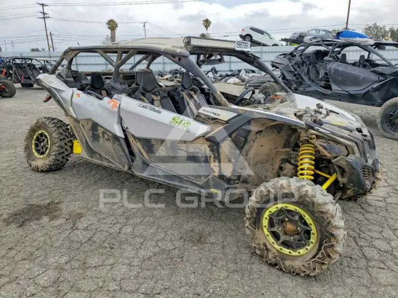 2018 Can-AM Sidebyside photo
