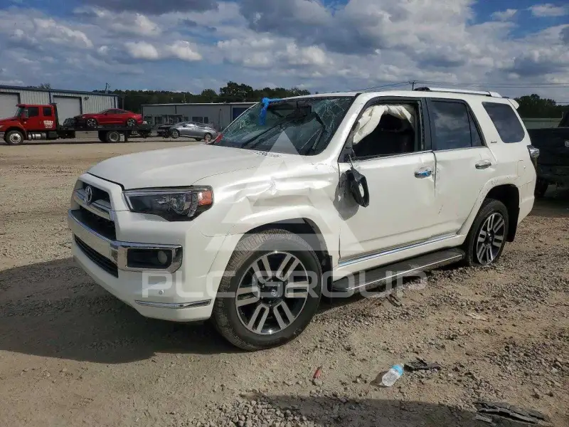2018 Toyota 4 RUNNER фото