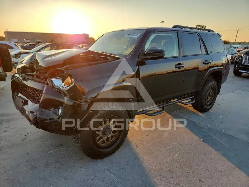 2018 Toyota 4 RUNNER photo