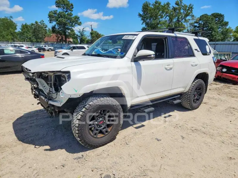 2018 Toyota 4 RUNNER photo